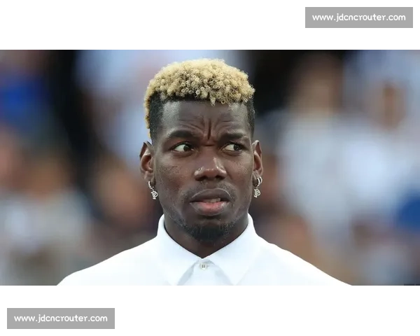 博格巴泪洒签约现场：禁赛 18 个月后的救赎之路